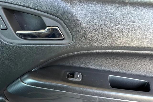 2022 GMC Canyon 4WD Crew Cab Short Box AT4 - Leather
