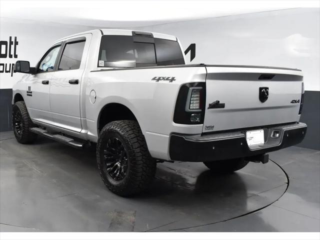 2018 Ram 1500 Big Horn Crew Cab 4x4 5'7" Box