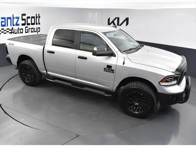 2018 Ram 1500 Big Horn Crew Cab 4x4 5'7" Box