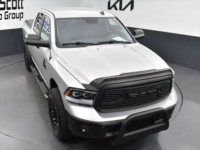 2018 Ram 1500 Big Horn Crew Cab 4x4 5'7" Box