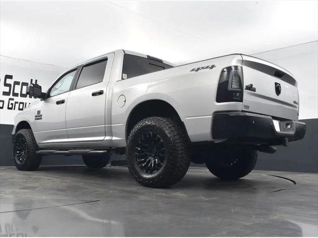 2018 Ram 1500 Big Horn Crew Cab 4x4 5'7" Box