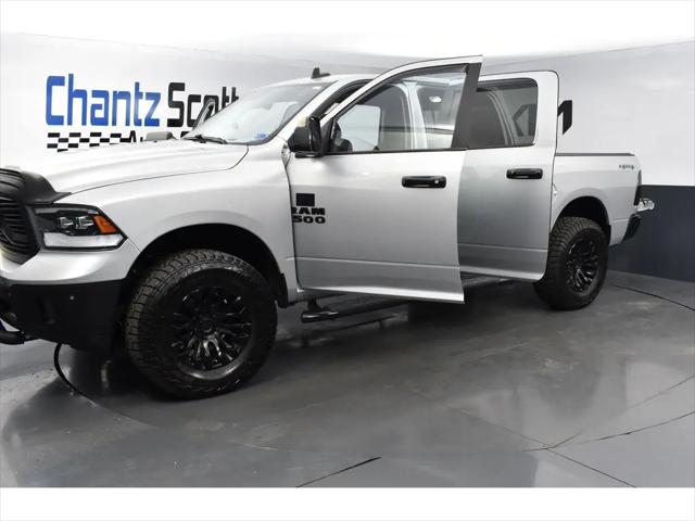 2018 Ram 1500 Big Horn Crew Cab 4x4 5'7" Box