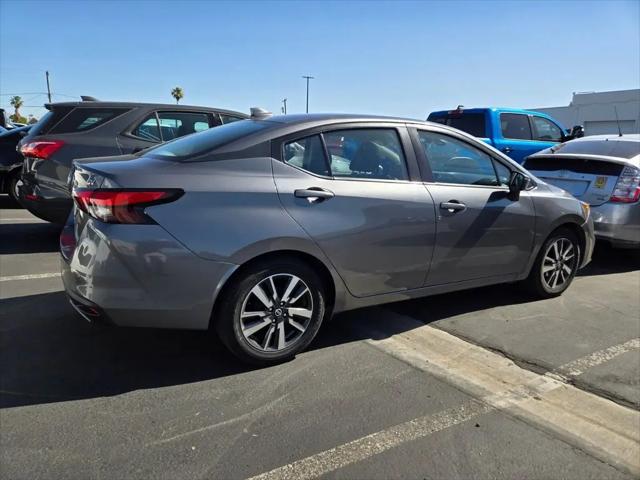 2021 Nissan Versa SV Xtronic CVT