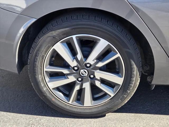 2021 Nissan Versa SV Xtronic CVT
