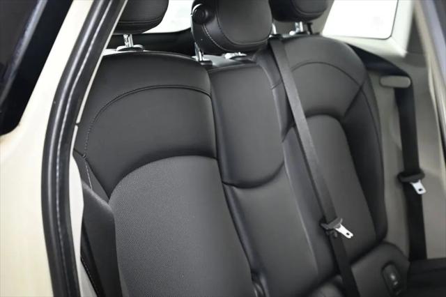2015 MINI Hardtop Cooper