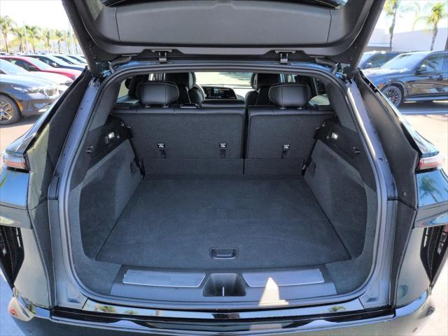 2024 Cadillac iQ Sport w/1SF
