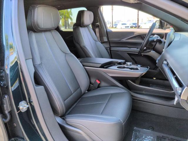 2024 Cadillac iQ Sport w/1SF