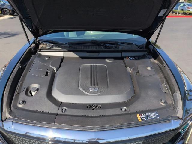 2024 Cadillac iQ Sport w/1SF