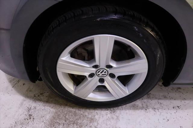 2015 Volkswagen Golf TDI S 4-Door