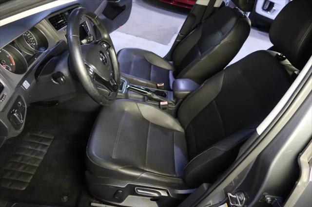 2015 Volkswagen Golf TDI S 4-Door