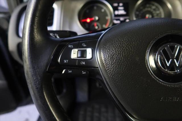 2015 Volkswagen Golf TDI S 4-Door
