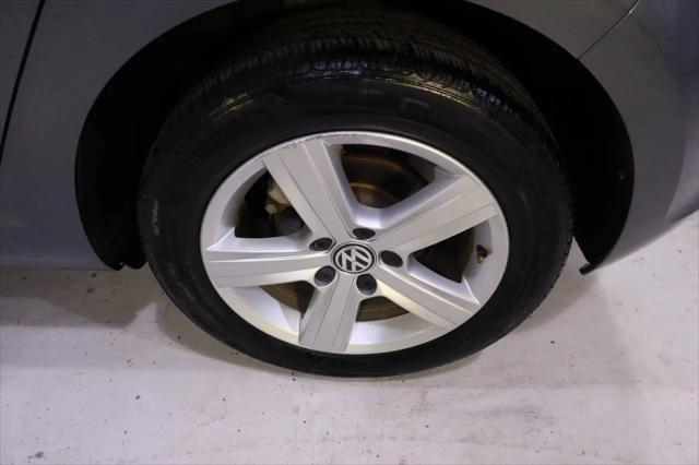 2015 Volkswagen Golf TDI S 4-Door
