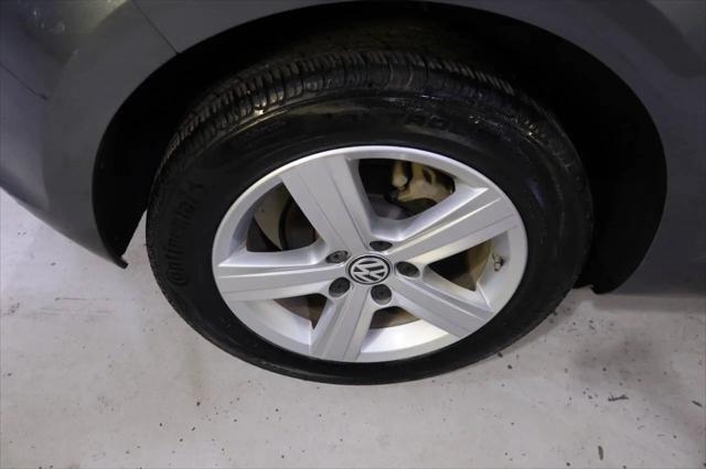 2015 Volkswagen Golf TDI S 4-Door