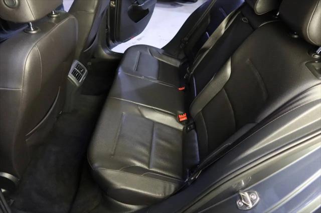 2015 Volkswagen Golf TDI S 4-Door