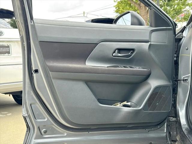 2025 Nissan Kicks S FWD