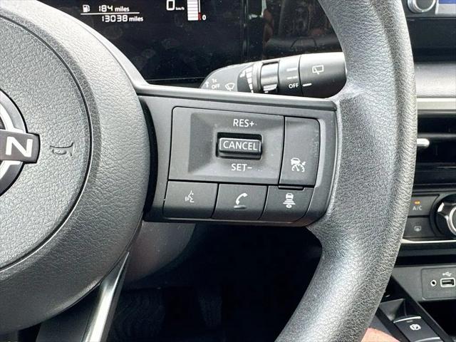 2025 Nissan Kicks S FWD