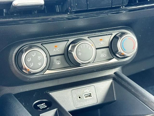 2025 Nissan Kicks S FWD