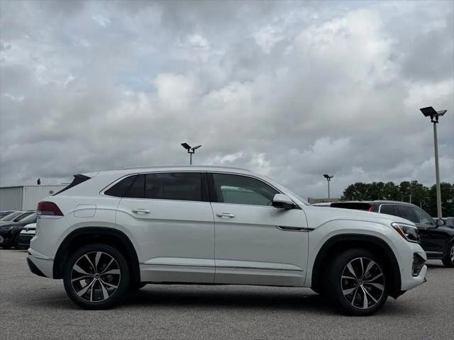 2026 Volkswagen Atlas Cross Sport SEL Premium R-Line