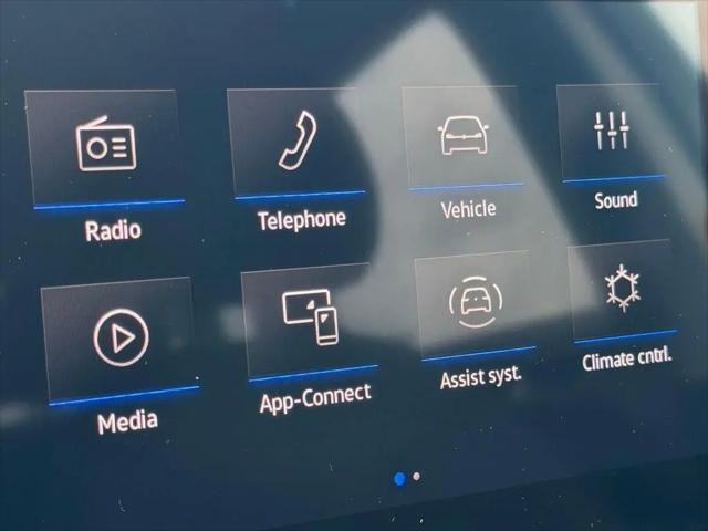 2026 Volkswagen Taos SE Black