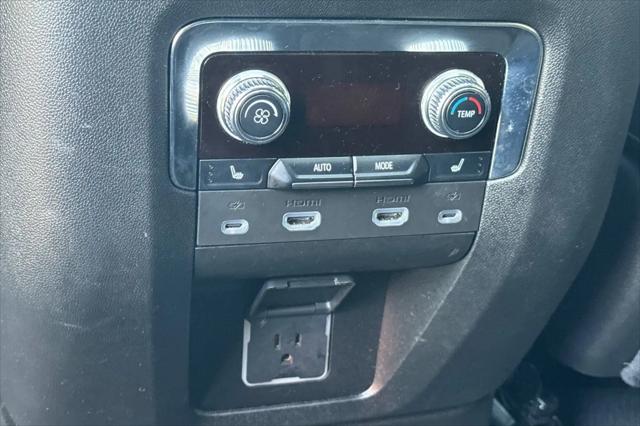 2023 GMC Yukon XL 4WD Denali