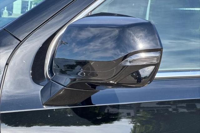 2023 GMC Yukon XL 4WD Denali