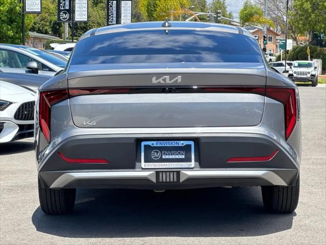 2025 Kia K4 LXS