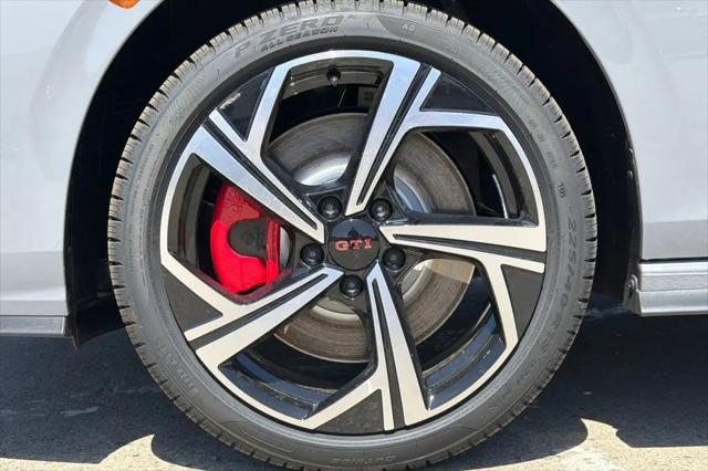 2026 Volkswagen Golf GTI SE