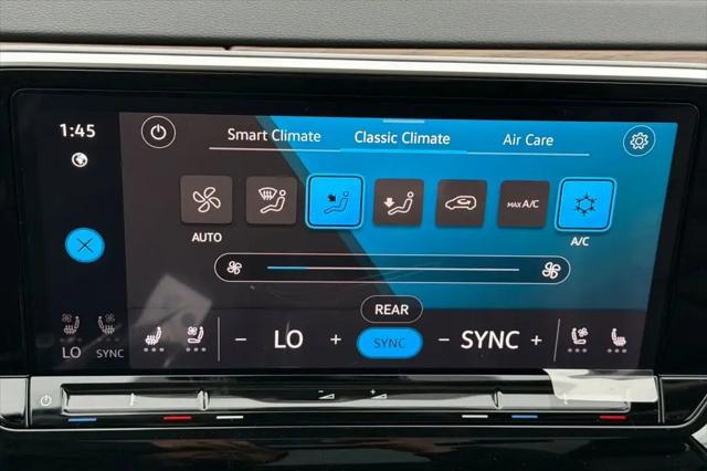 2026 Volkswagen Atlas SE with Technology