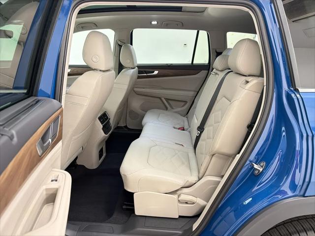 2026 Volkswagen Atlas SE with Technology