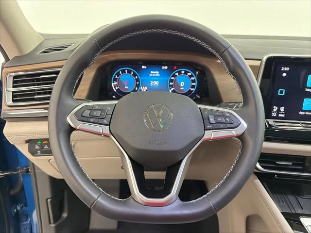 2026 Volkswagen Atlas SE with Technology