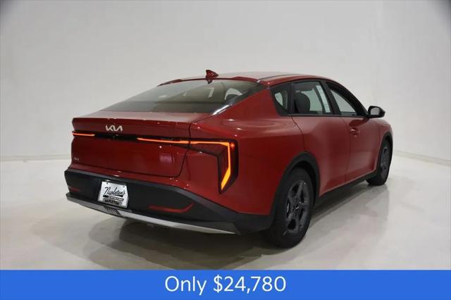 2026 Kia K4 LXS