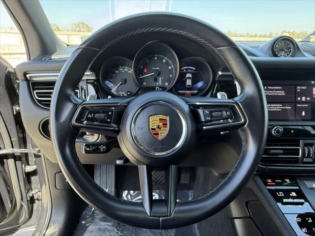 2023 Porsche Macan Macan