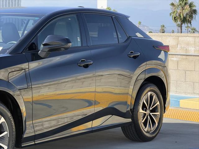 2023 Lexus RZ 450e Premium