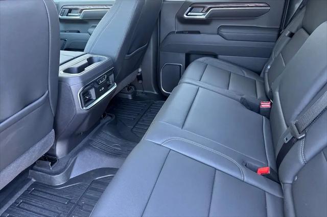 2026 GMC Sierra 1500 Crew Cab, Standard Bed, SLT, 4WD