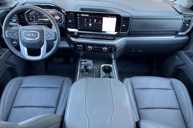 2026 GMC Sierra 1500 Crew Cab, Standard Bed, SLT, 4WD