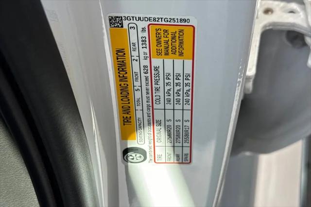 2026 GMC Sierra 1500 Crew Cab, Standard Bed, SLT, 4WD
