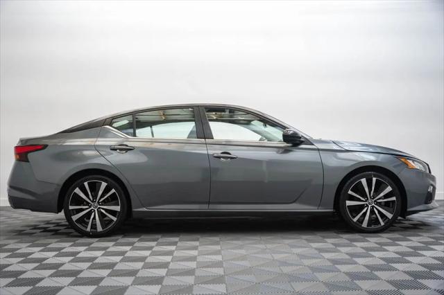 2022 Nissan Altima SR FWD