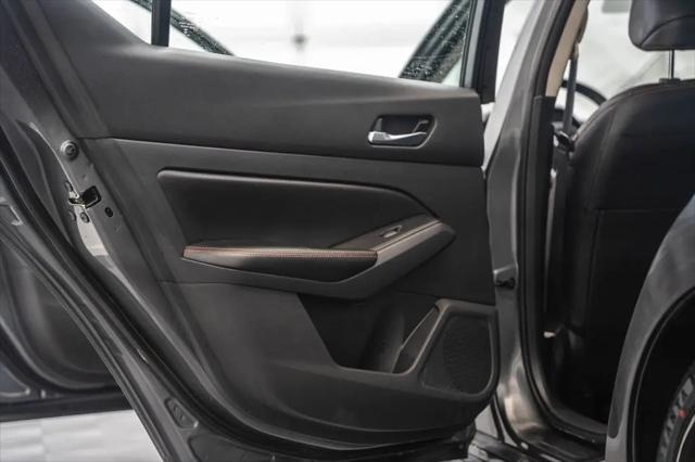2022 Nissan Altima SR FWD