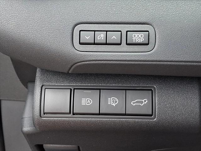 2026 Toyota C-HR XSE