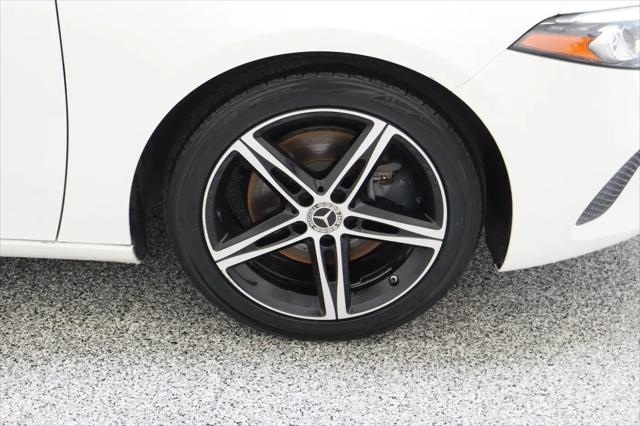 2021 Mercedes-Benz A 220 A 220