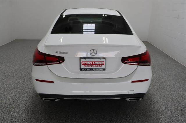 2021 Mercedes-Benz A 220 A 220