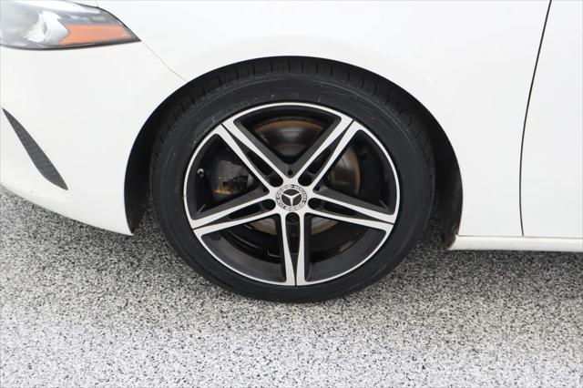 2021 Mercedes-Benz A 220 A 220