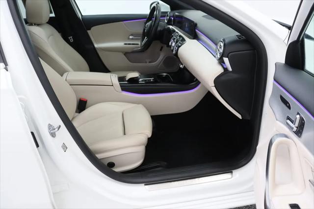 2021 Mercedes-Benz A 220 A 220