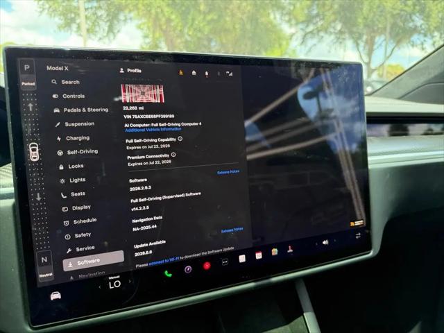 2023 Tesla Model X Plaid Tri Motor All-Wheel Drive