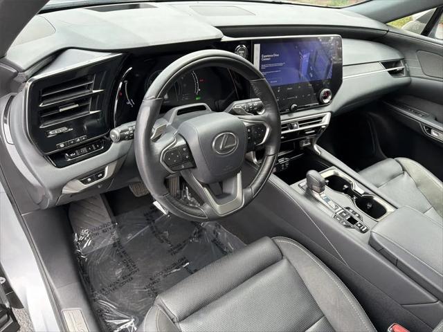 2024 Lexus RX 450h+ Luxury