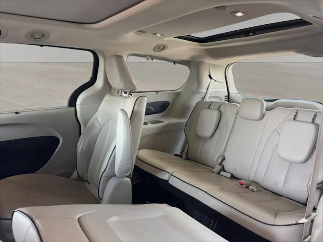 2018 Chrysler Pacifica Hybrid Limited