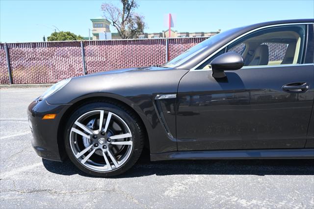 2011 Porsche Panamera S