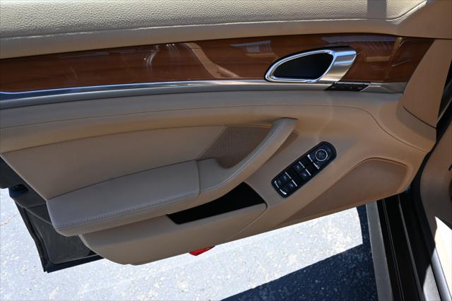 2011 Porsche Panamera S
