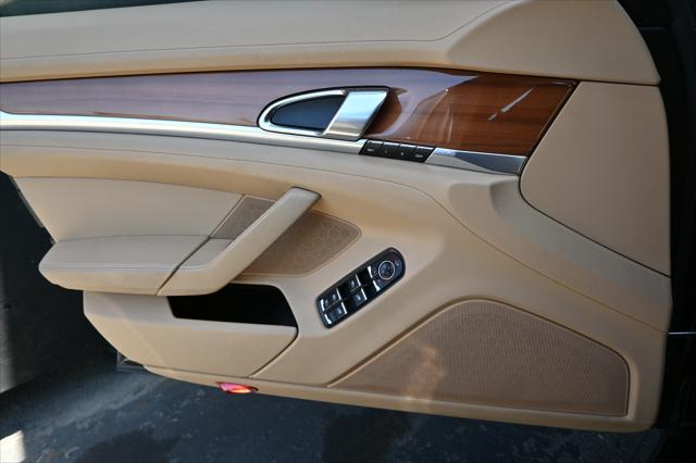 2011 Porsche Panamera S