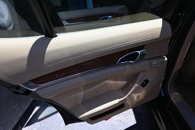 2011 Porsche Panamera S